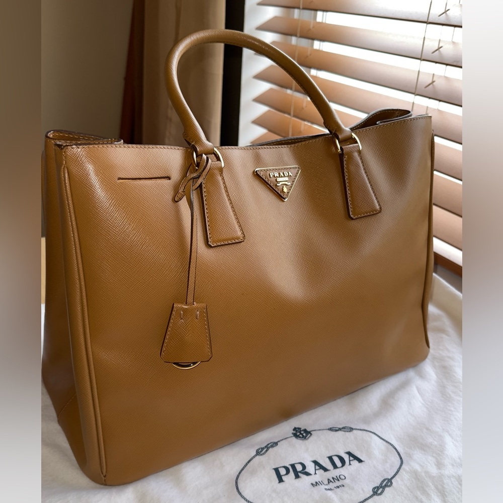 Prada Safiano Lux Tote Brown Large